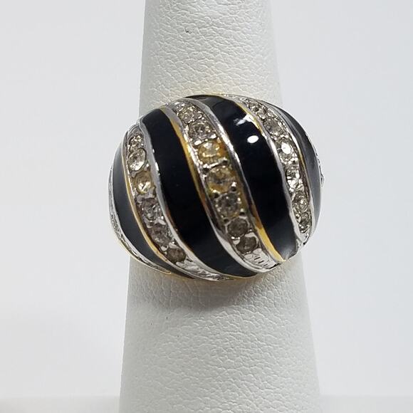 Vintage Cocktail 18 KHGE Ring, Black Enamel, Clear Rhinestones, Size 5, 1990s - Picture 3 of 10
